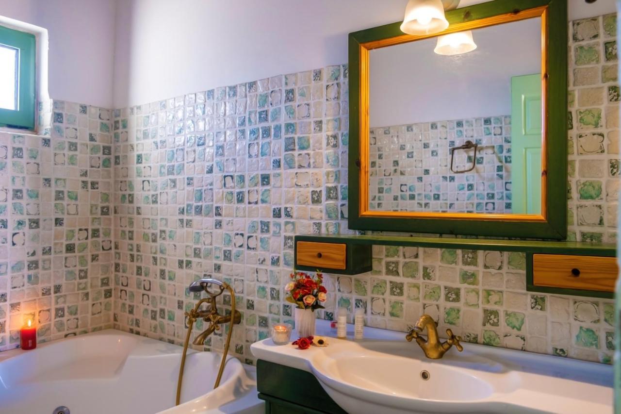 Villa Jokasta & Erato Ханья Номер фото